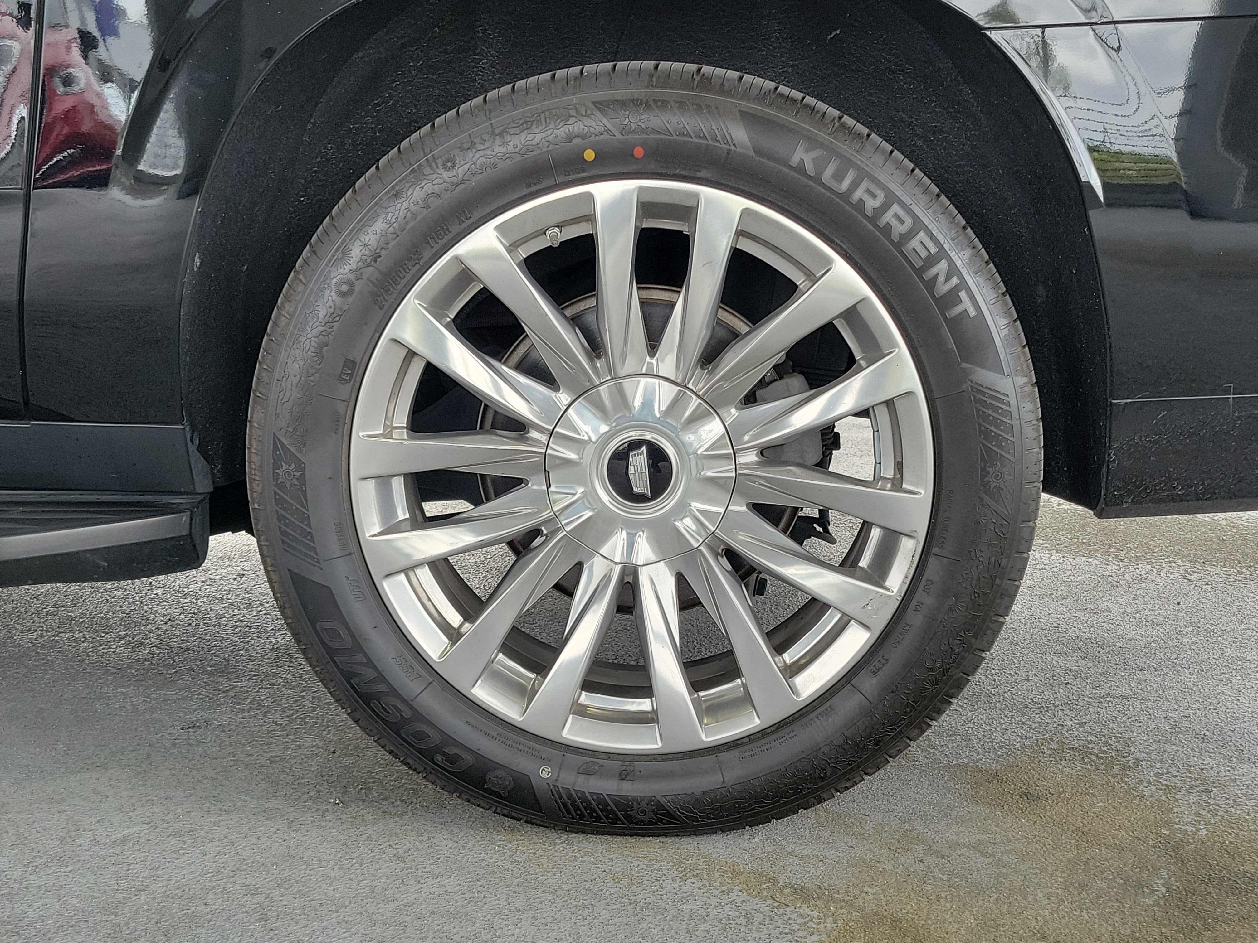 Used 2022 Cadillac Escalade ESV Premium Luxury w/ Performance Package AWD/4WD image 7