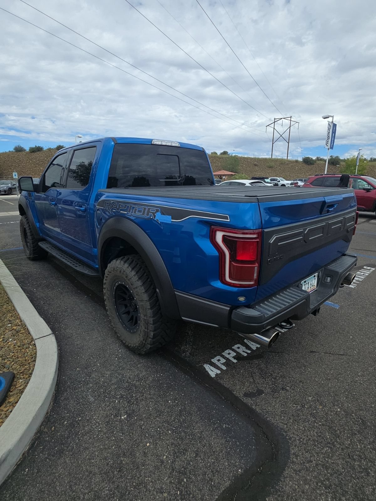 Used 2019 Ford F150 Raptor w/ Equipment Group 802A Luxury AWD/4WD image 8