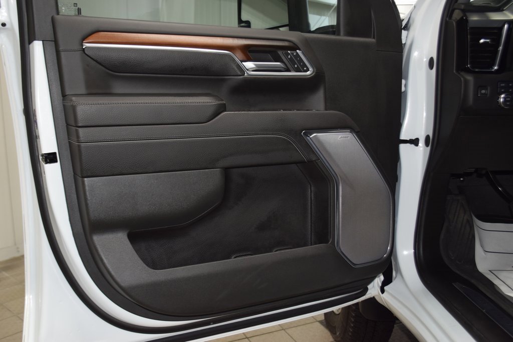 Used 2024 GMC Sierra 3500 Denali w/ Denali Reserve Package image 50