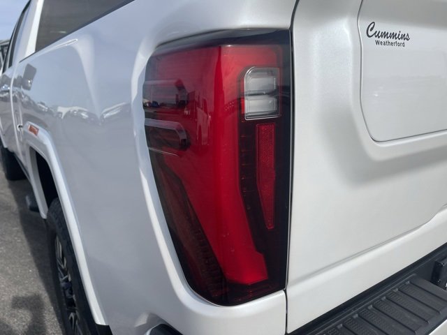 Used 2024 GMC Sierra 2500 Denali Ultimate image 11