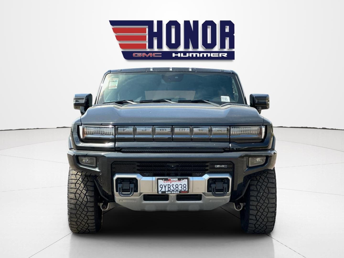 Used 2024 GMC Hummer EV 2X w/ Extreme Off-Road Package AWD/4WD image 9