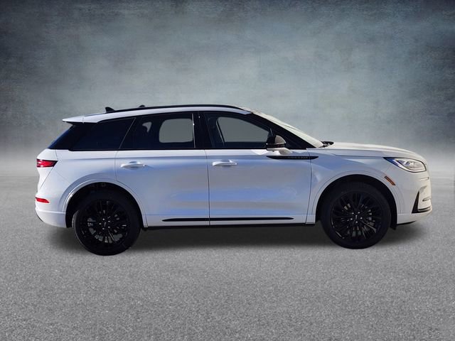 New 2026 Lincoln Corsair Reserve w/ Jet Appearance Package image 8