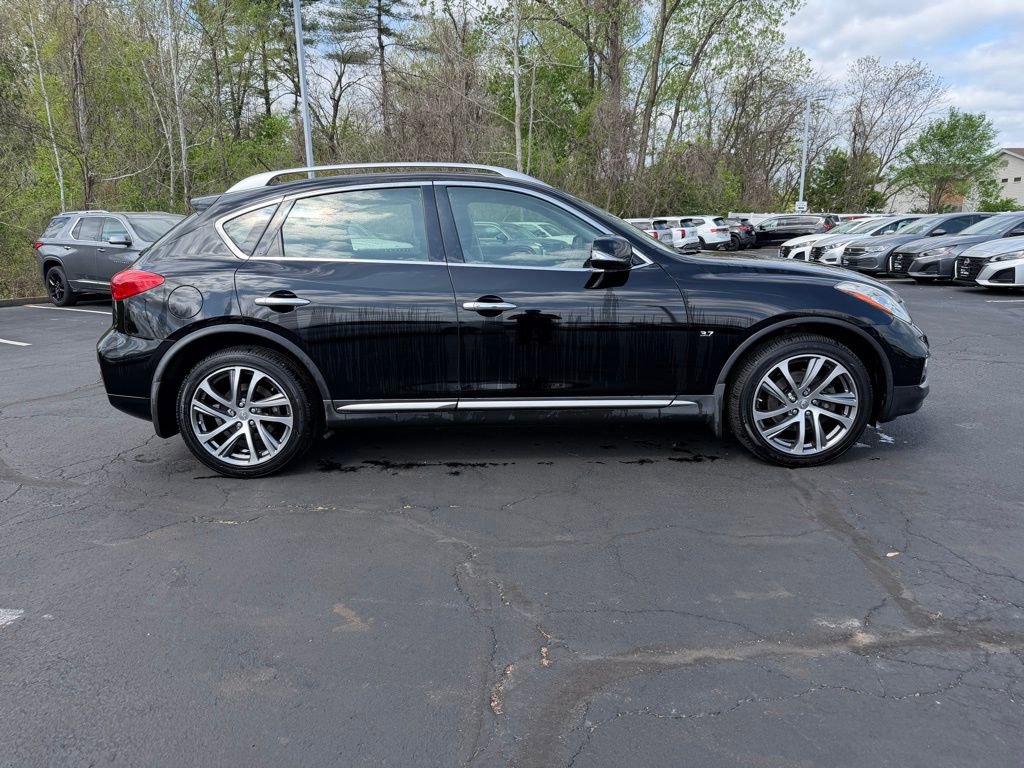 Used 2017 INFINITI QX50 AWD w/ Deluxe Touring Package image 5