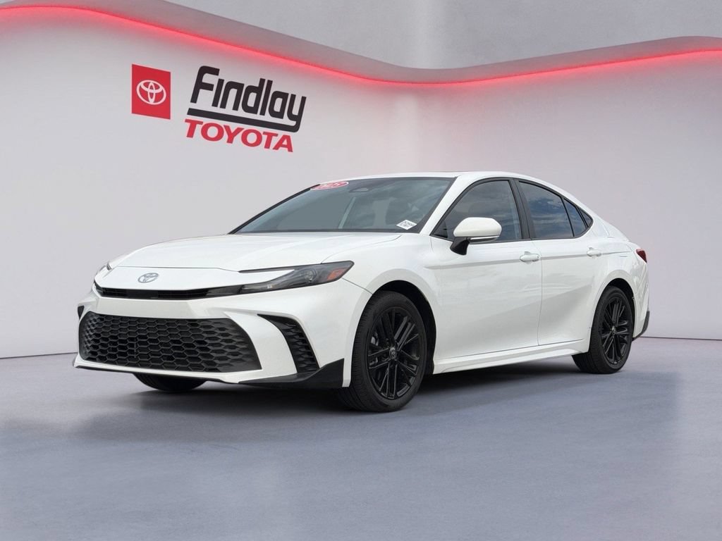 Used 2025 Toyota Camry SE AWD/4WD image 1