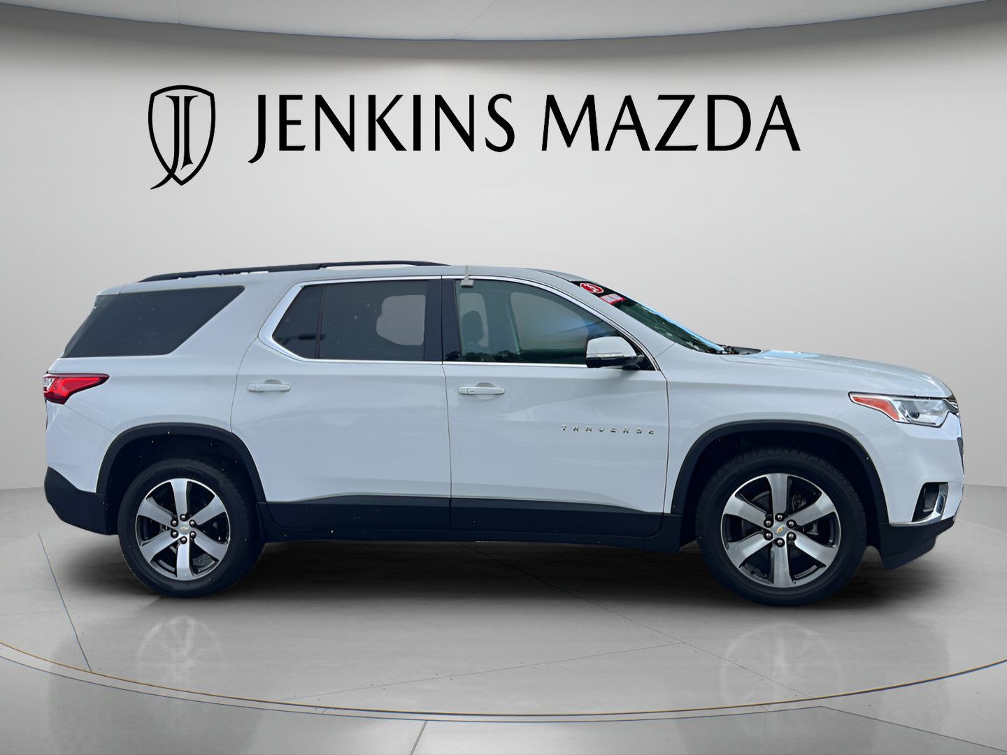 Used 2020 Chevrolet Traverse LT w/ LT Premium Package FWD image 7