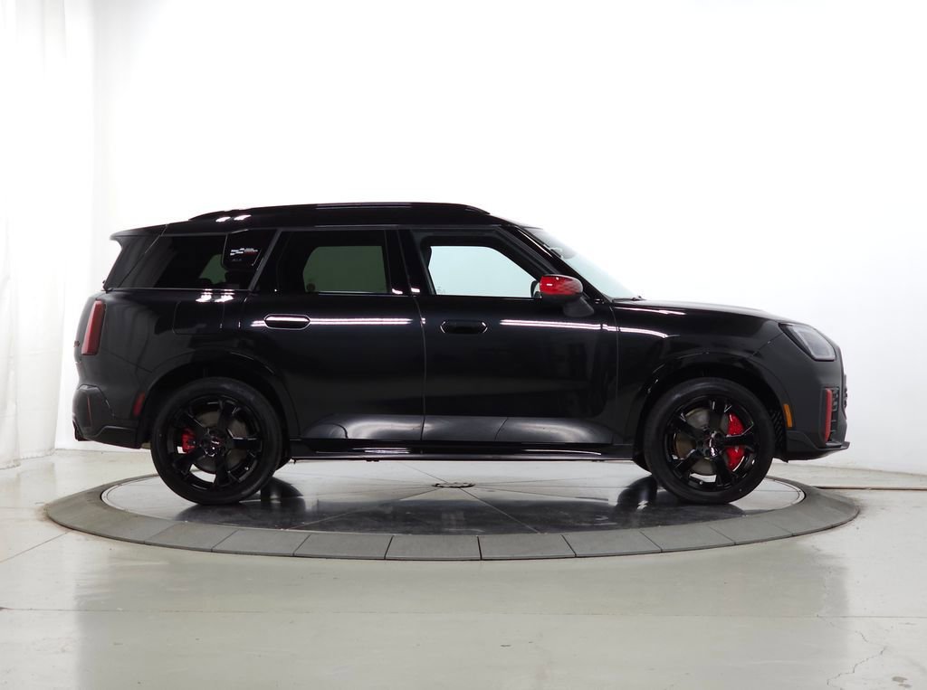 Used 2025 MINI Cooper Countryman John Cooper Works w/ Comfort Package Max image 13