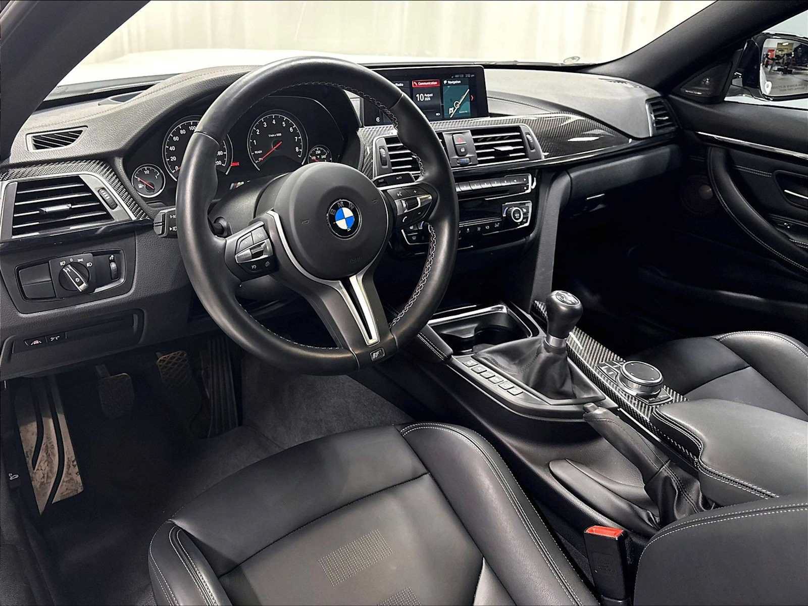Used 2019 BMW M4 Coupe w/ Executive Package RWD image 6