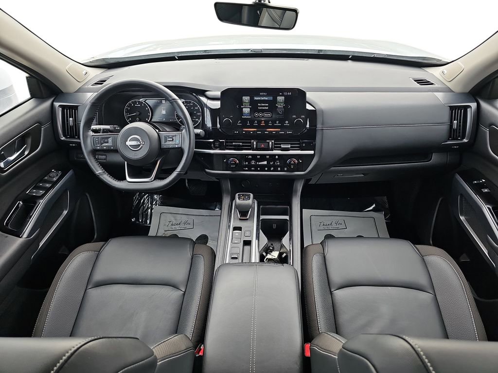 Used 2025 Nissan Pathfinder SL w/ SL Premium Package image 12