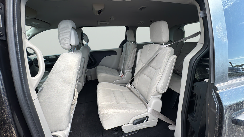 Used 2015 Dodge Grand Caravan SE w/ Quick Order Package 29E SE FWD image 33