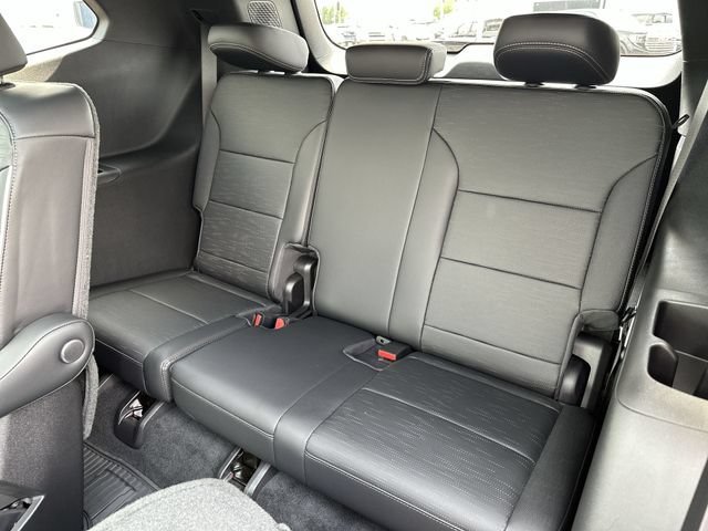 Used 2026 Buick Enclave Sport Touring w/ Power Package AWD/4WD image 28