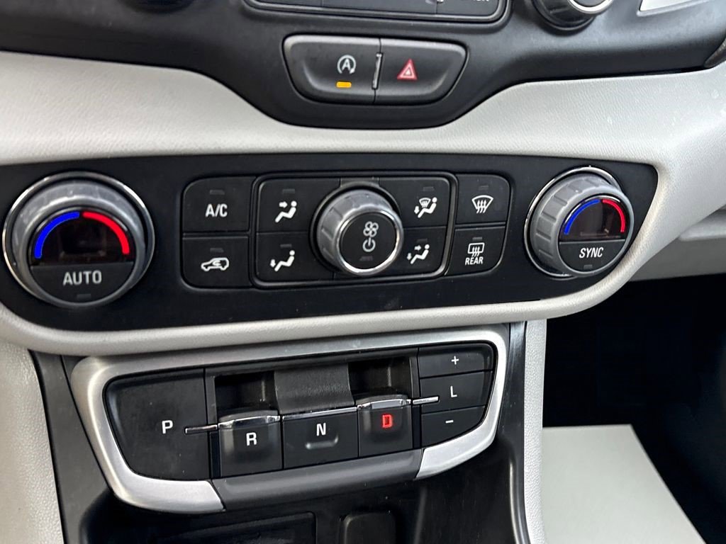 Certified 2024 GMC Terrain SLT w/ Infotainment Package II image 13