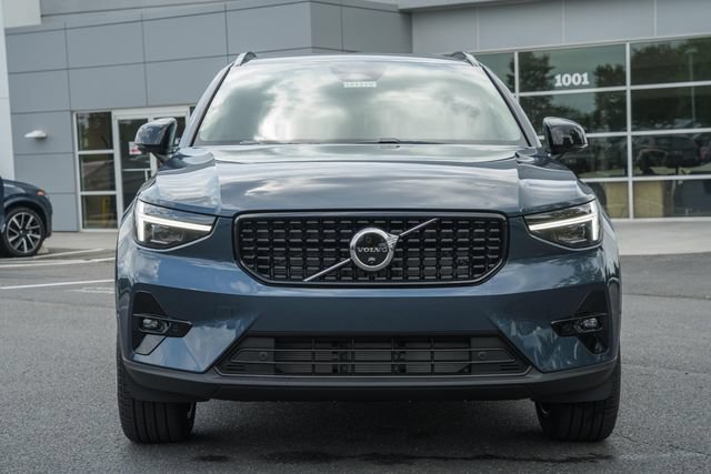 New 2026 Volvo XC40 B5 Ultra w/ Climate Package AWD/4WD image 2