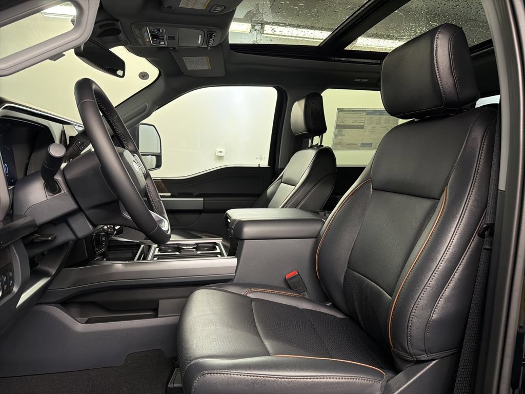 New 2026 Ford F250 Lariat w/ Black Appearance Package AWD/4WD image 29