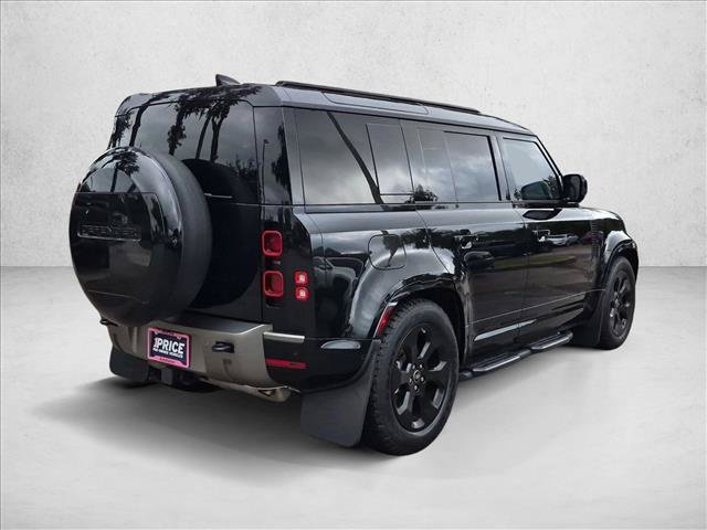 Used 2025 Land Rover Defender 110 X-Dynamic SE AWD/4WD image 5