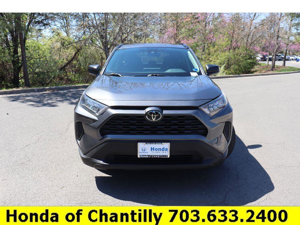 Used 2021 Toyota RAV4 LE video 2