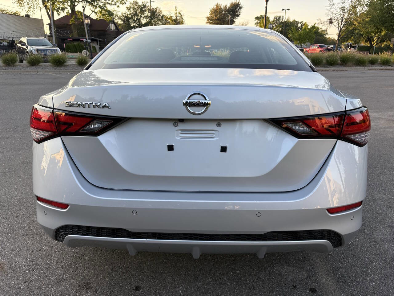 Used 2020 Nissan Sentra S image 9