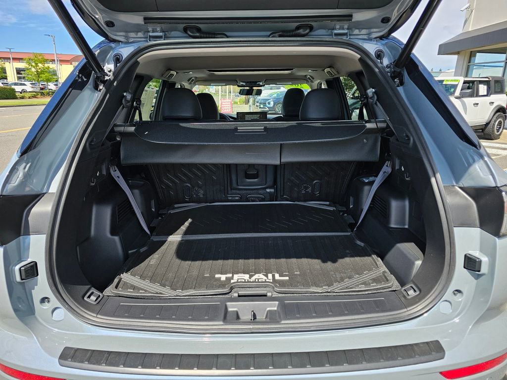 New 2026 Mitsubishi Outlander Trail Edition AWD/4WD image 11