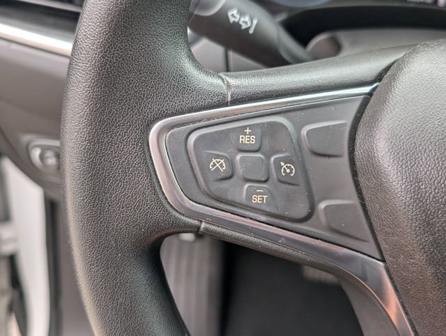 Used 2018 Chevrolet Equinox LS image 30