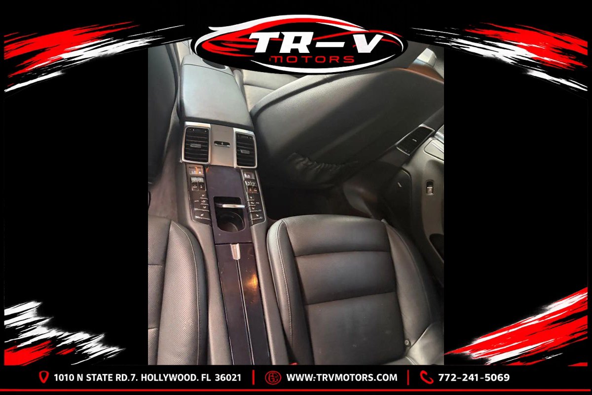 Used 2016 Porsche Panamera 4 Edition AWD/4WD image 14