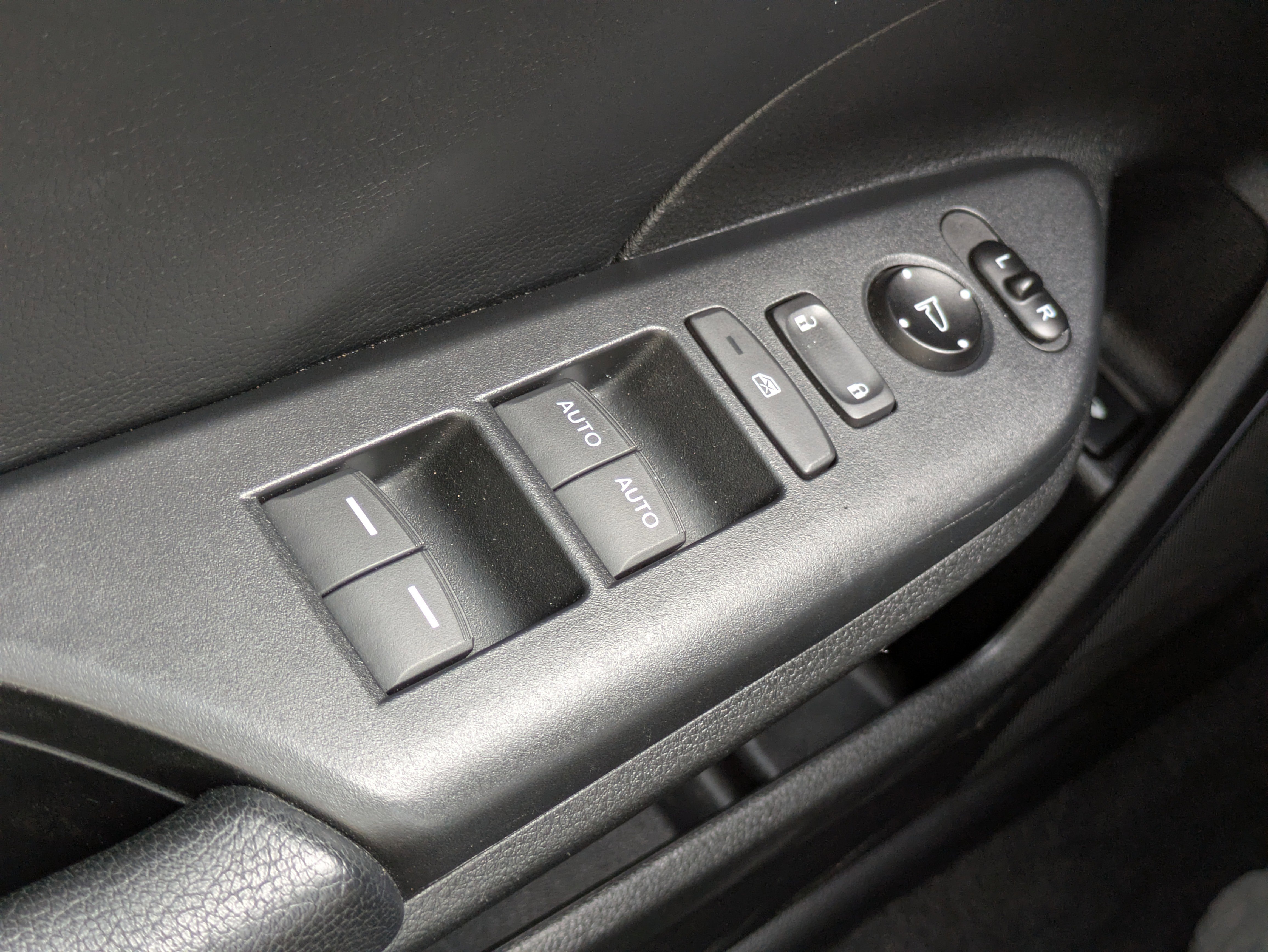 Used 2017 Honda Civic Touring image 13