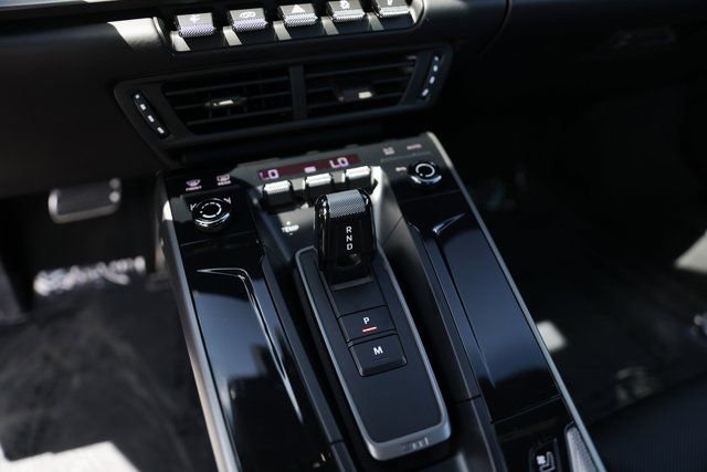 Certified 2025 Porsche 911 Carrera image 18