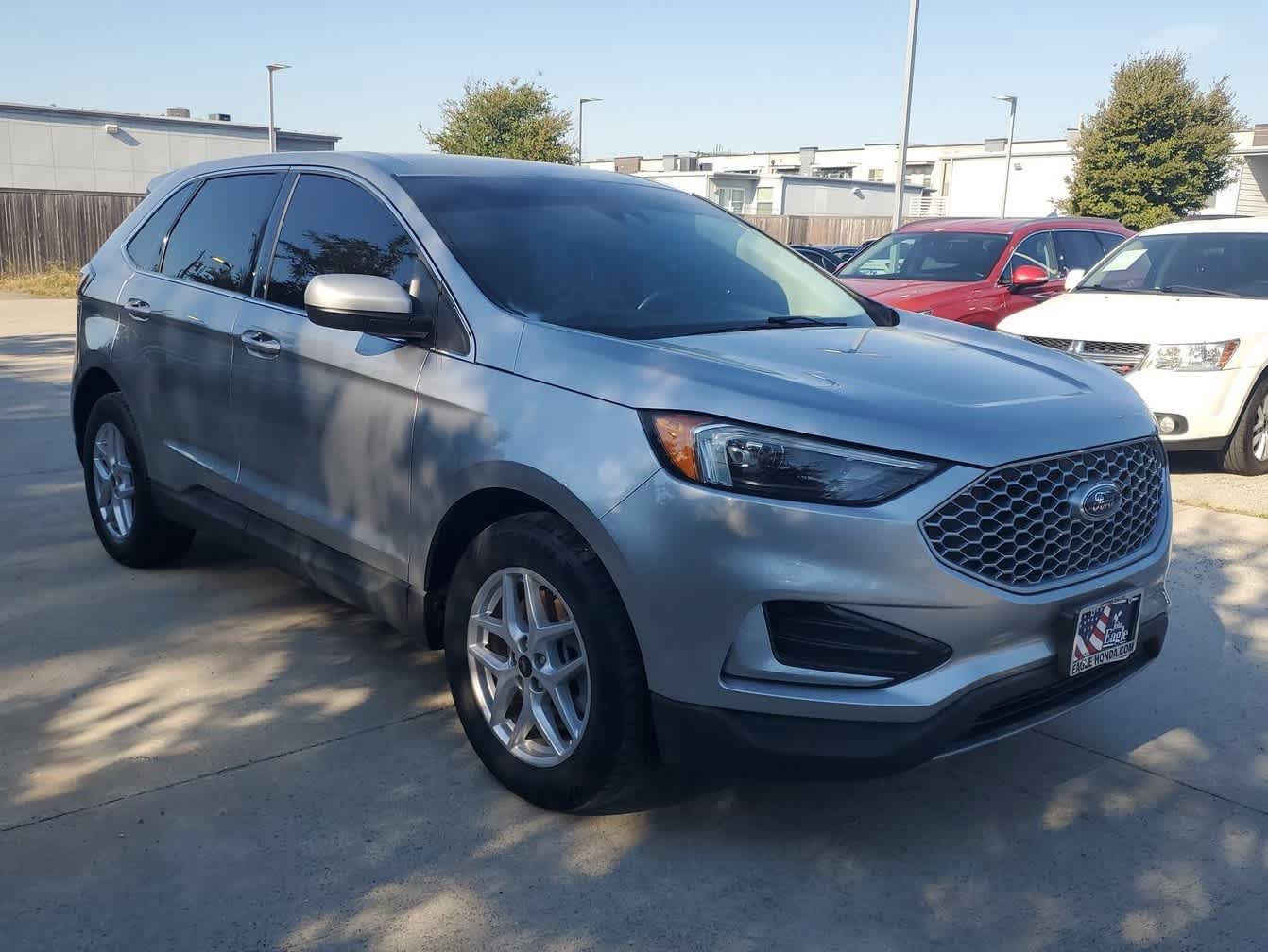 Used 2023 Ford Edge SEL AWD/4WD image 9