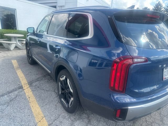 Used 2024 Kia Telluride S w/ S Sunroof Package AWD/4WD image 4