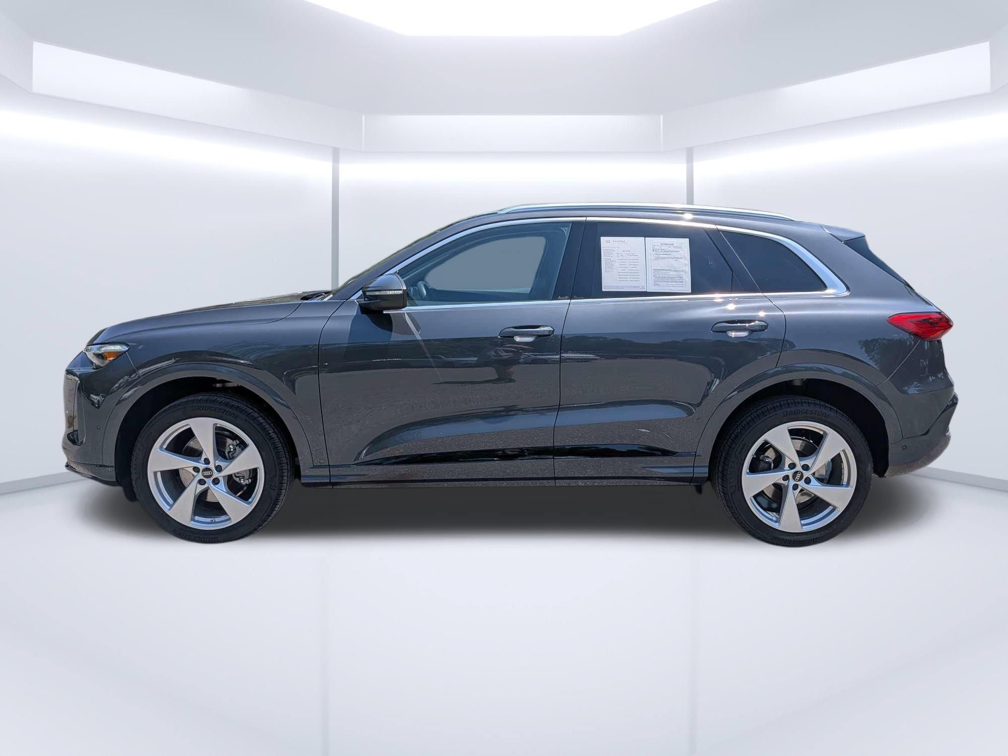 Certified 2025 Audi Q5 Premium Plus w/ Premium Plus AWD/4WD image 6