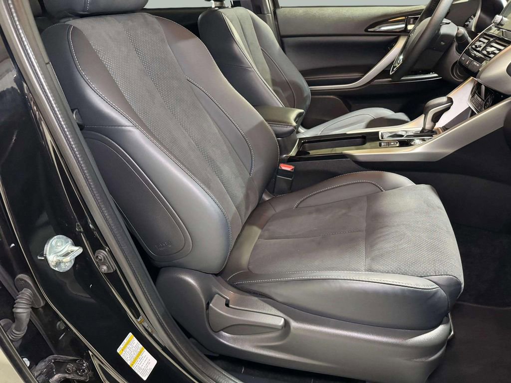 Used 2025 Mitsubishi Eclipse Cross SE image 25