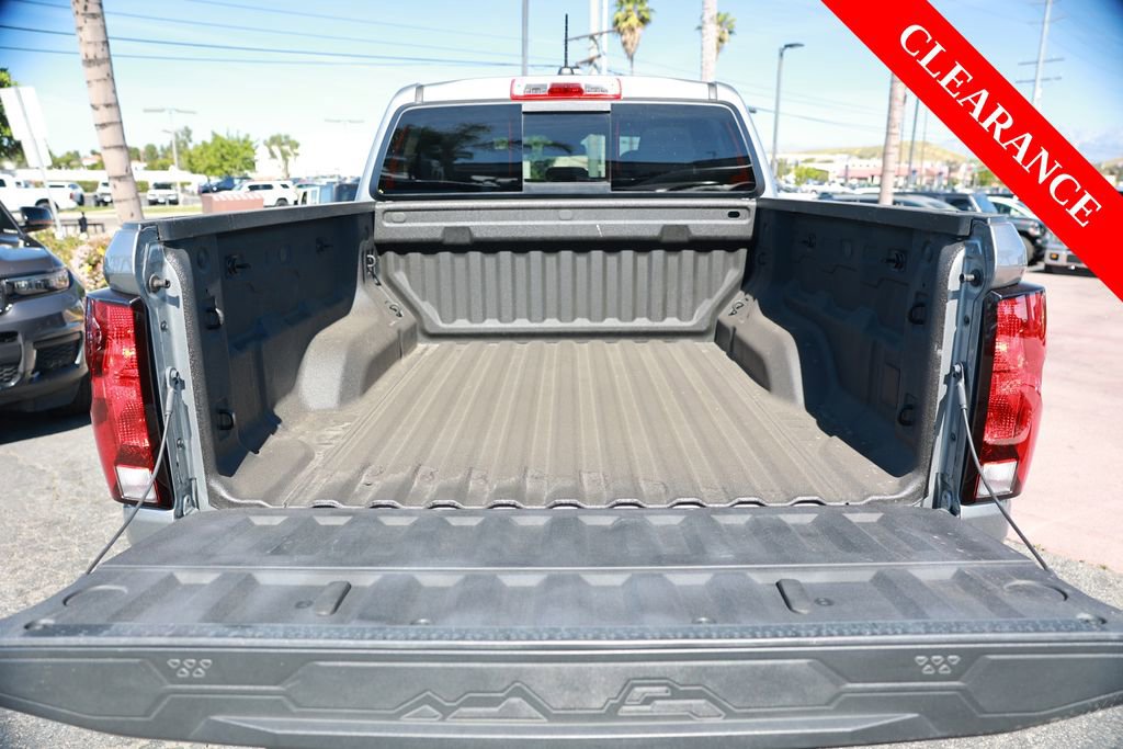 Used 2023 Chevrolet Colorado LT w/ LT Convenience Package II AWD/4WD image 42