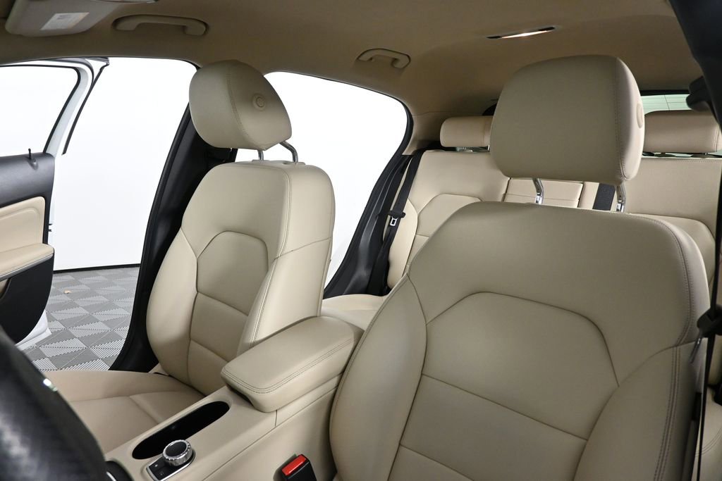 Used 2020 Mercedes-Benz GLA 250 image 5