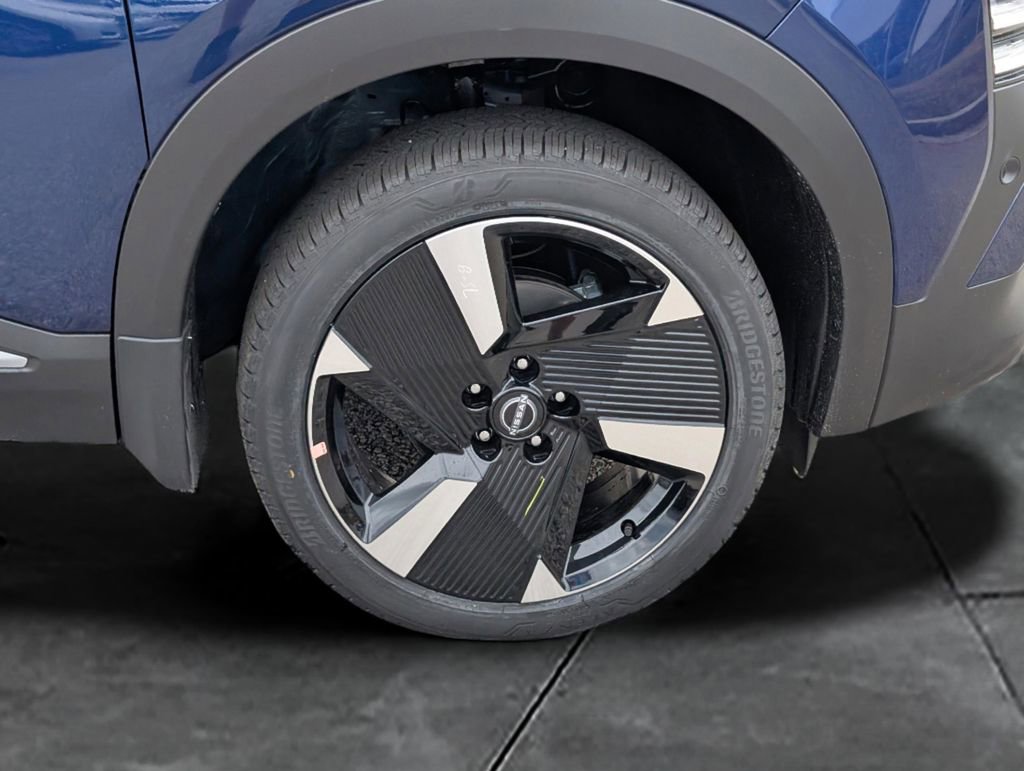 New 2026 Nissan Kicks SR image 11