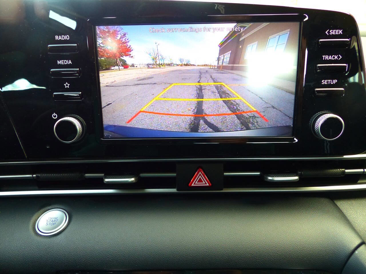 Used 2021 Hyundai Elantra SEL w/ Convenience Package image 33