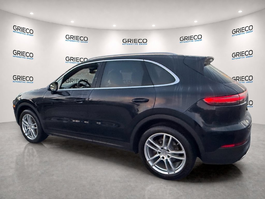 Used 2023 Porsche Cayenne Platinum Edition AWD/4WD image 5
