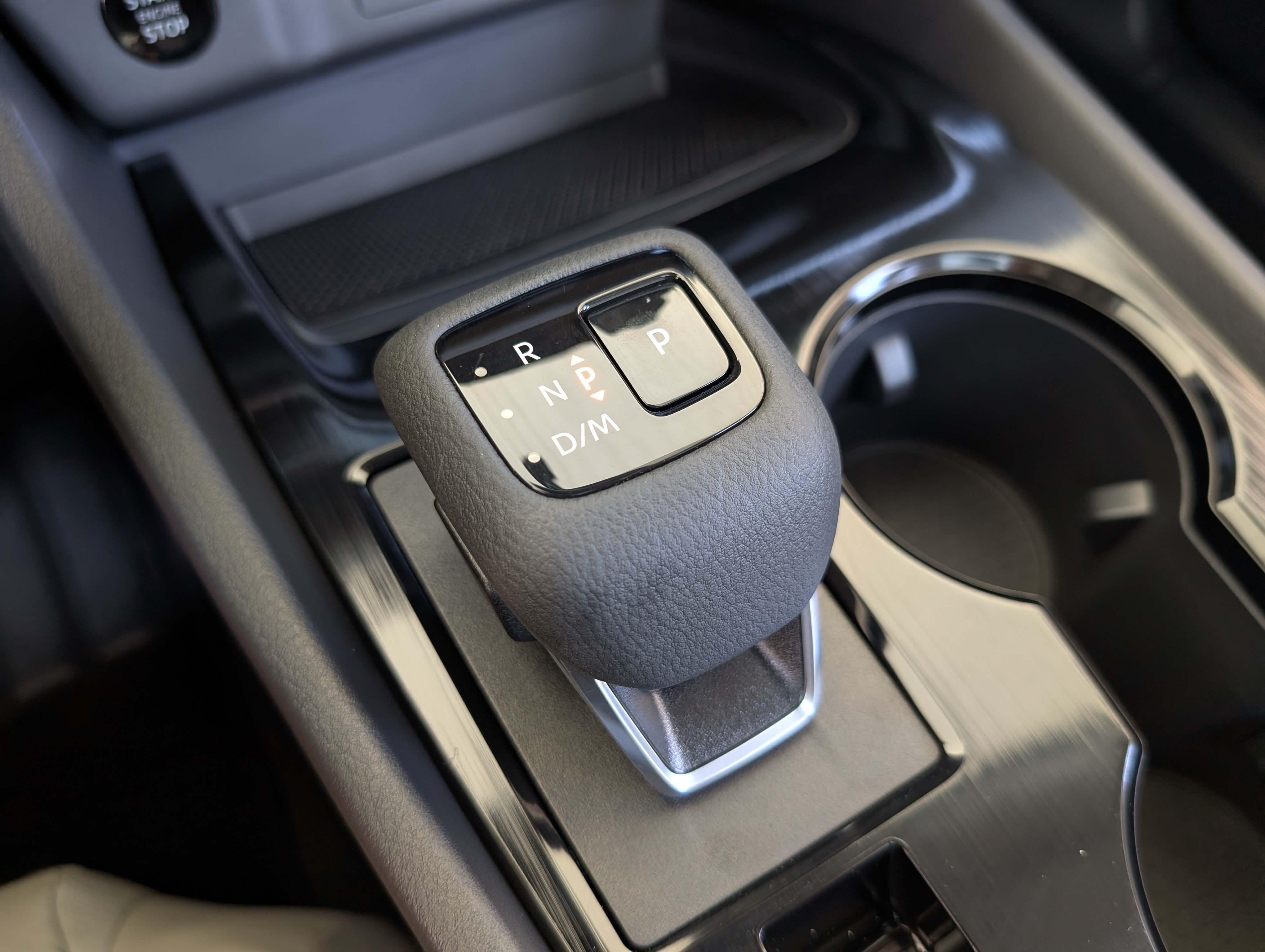 Used 2026 Nissan Rogue Dark Armor FWD image 31