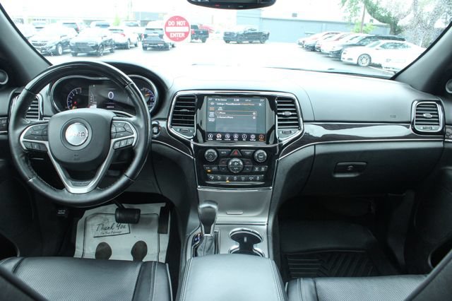 Used 2021 Jeep Grand Cherokee Overland w/ Protech Group AWD/4WD image 17
