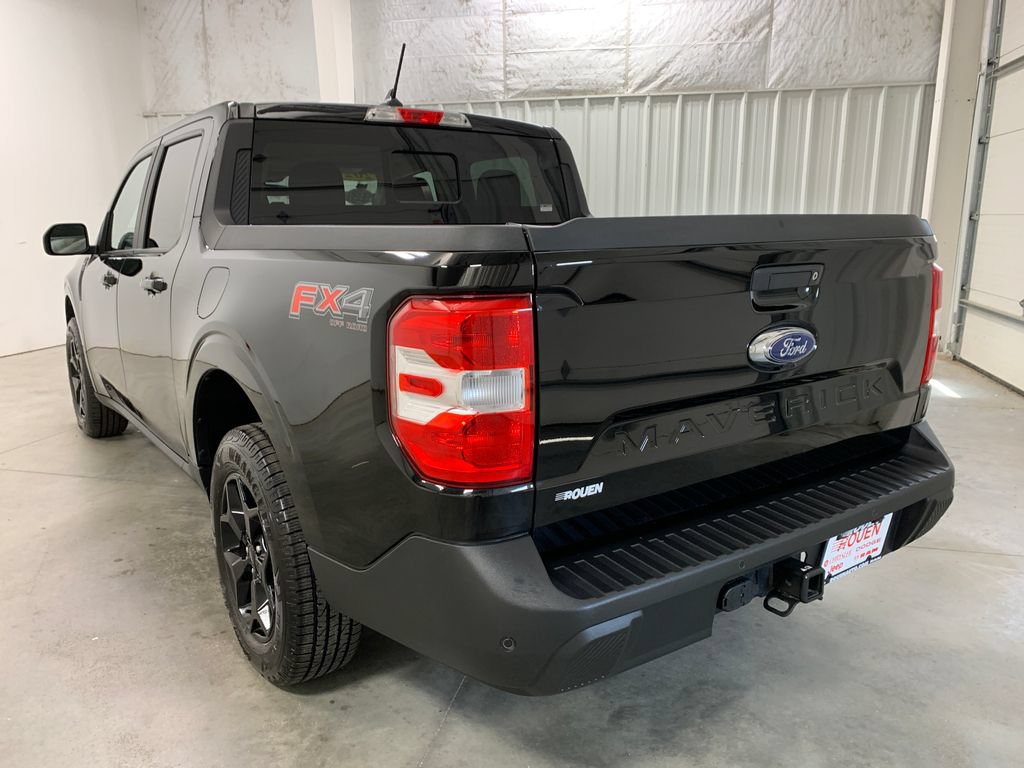 Used 2024 Ford Maverick Lariat w/ FX4 Off-Road Package AWD/4WD image 24