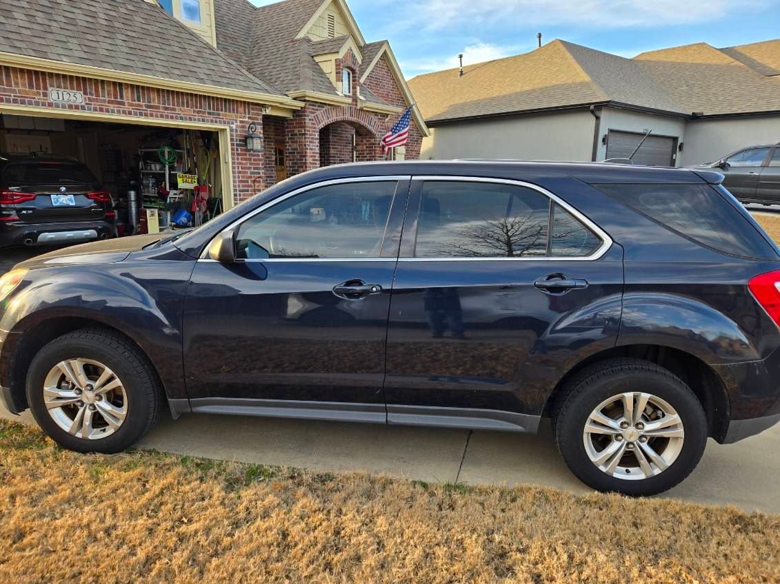 Used 2016 Chevrolet Equinox LS image 3