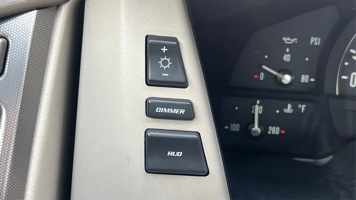 Used 2005 Cadillac XLR RWD image 45