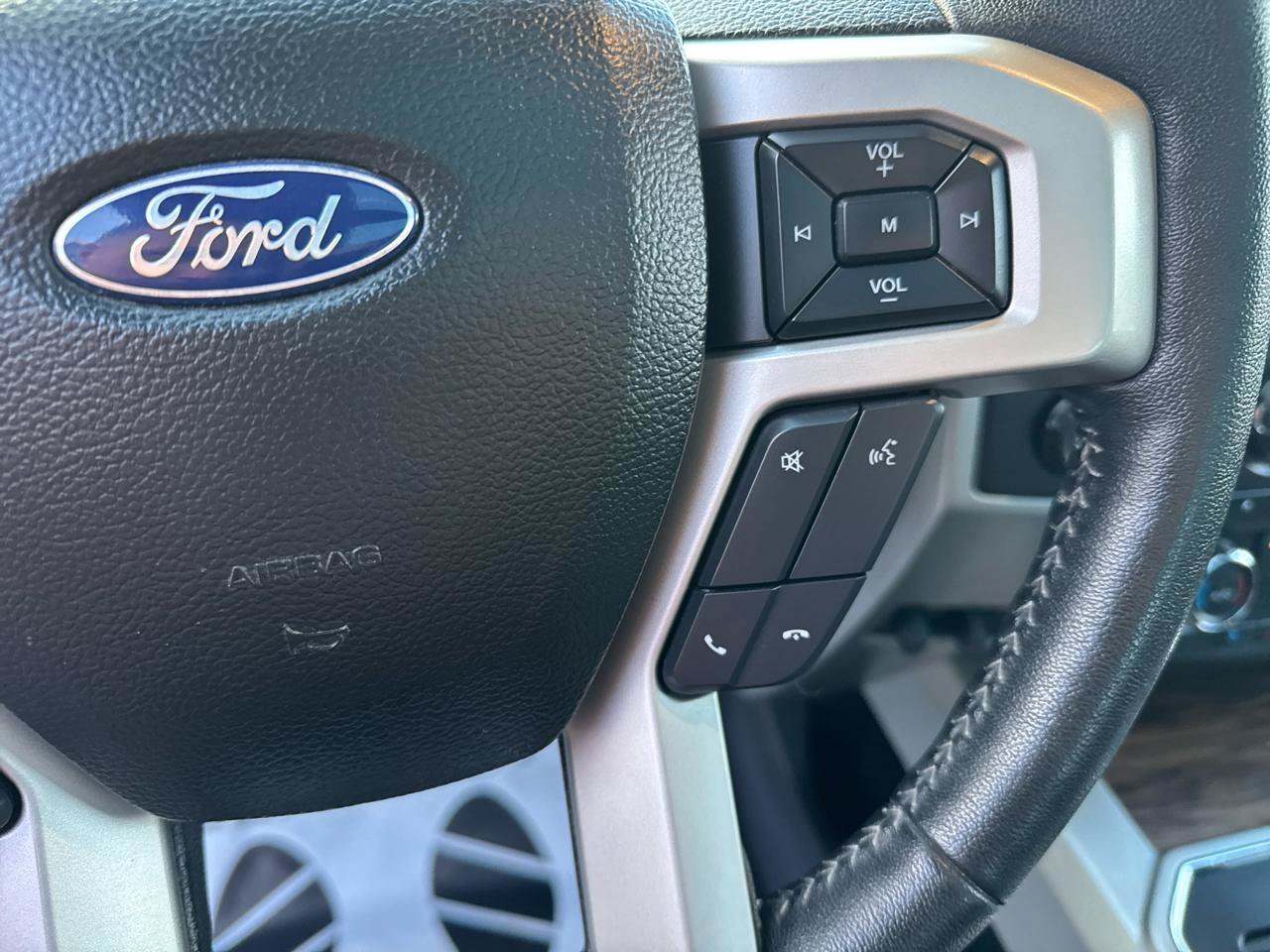 Used 2018 Ford F150 Lariat AWD/4WD image 20