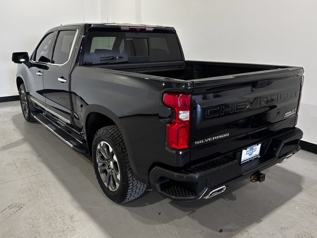 Used 2022 Chevrolet Silverado 1500 High Country w/ Z71 Off-Road Package AWD/4WD image 38