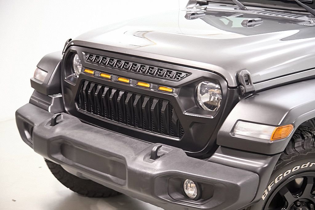 Used 2021 Jeep Gladiator Sport w/ Trailer Tow Package AWD/4WD image 4