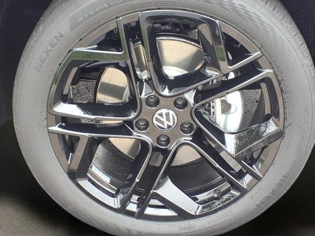 New 2026 Volkswagen Tiguan SE R-Line AWD/4WD image 5