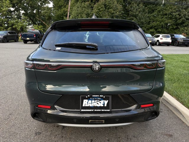 New 2026 Alfa Romeo Tonale w/ Active Assist Package AWD/4WD image 16