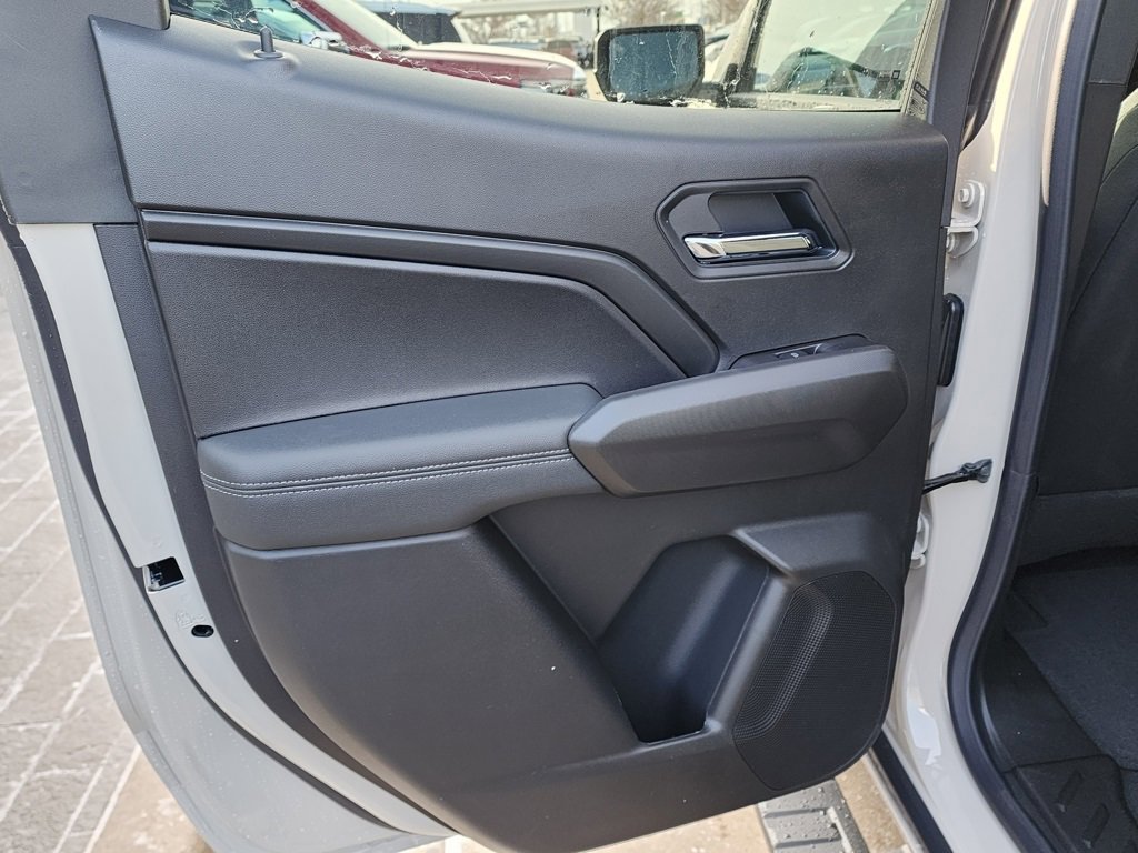 New 2026 GMC Canyon Elevation w/ Convenience Package image 41