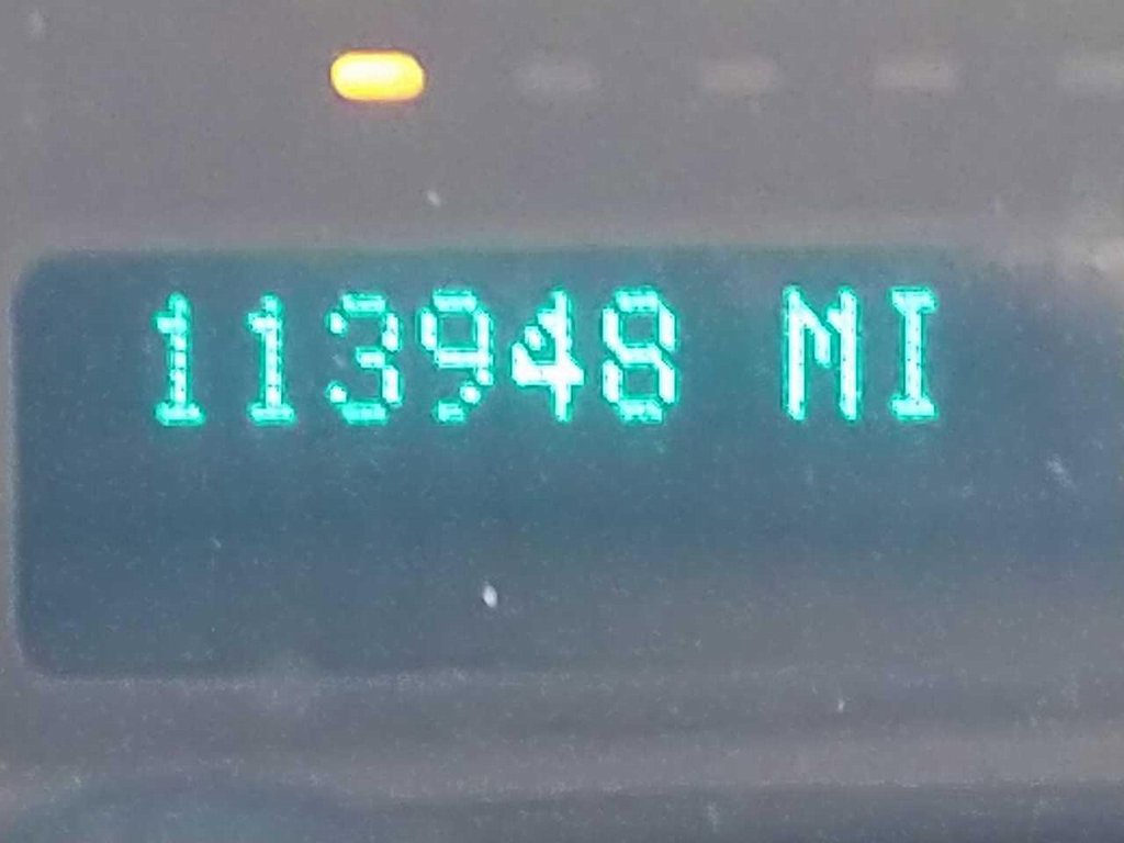 Used 2022 Chevrolet Express 2500 w/ Communications Package image 7