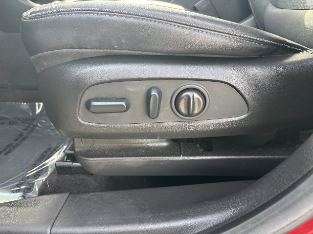 Certified 2023 Buick Encore GX Preferred w/ Cold Weather Comfort Package FWD image 21