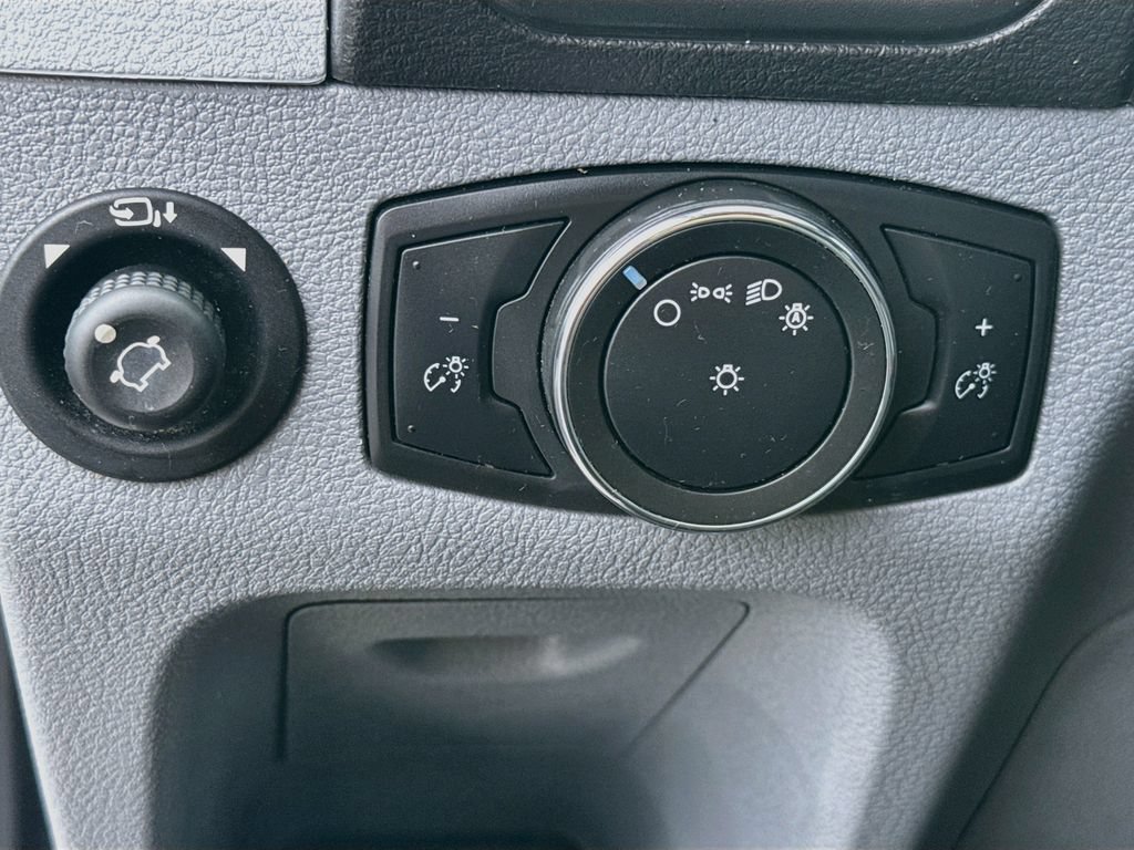 Used 2019 Ford Transit 150 XLT RWD image 17