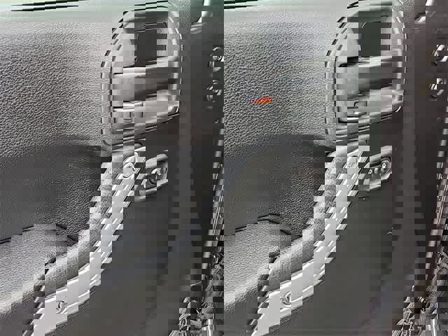 Used 2017 Jeep Wrangler Unlimited Sahara image 25