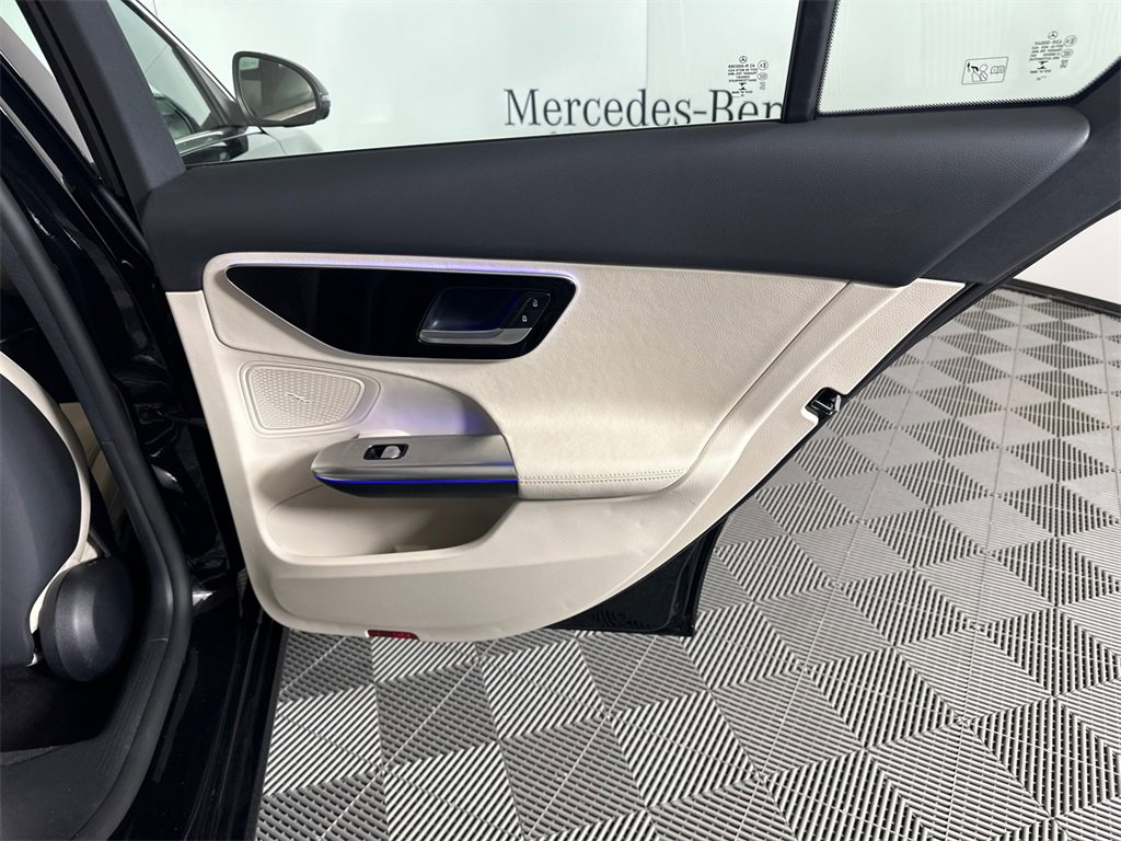 Certified 2023 Mercedes-Benz C 300 4MATIC Sedan image 18